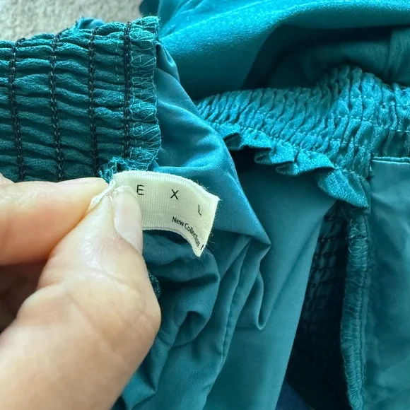 Elegant Teal Long Sleeve Dress - Picture 2 of 15